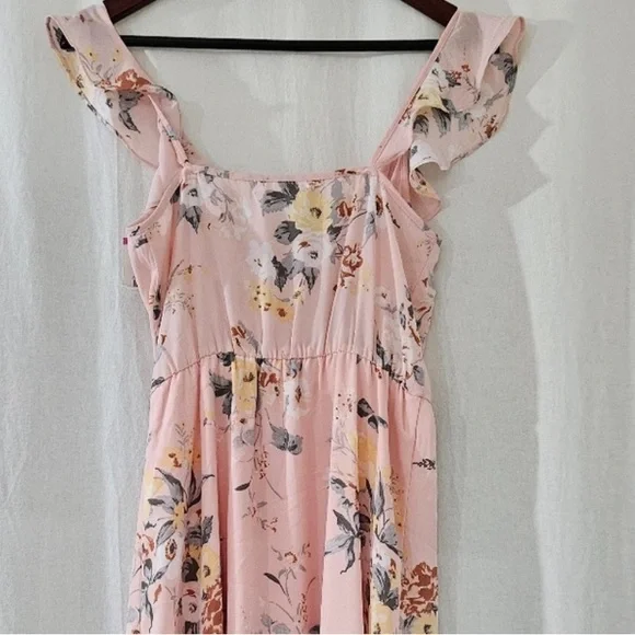 Socialite V-Neck Ruffle Midi Dress in Pink Floral Print - Picture 4 of 6